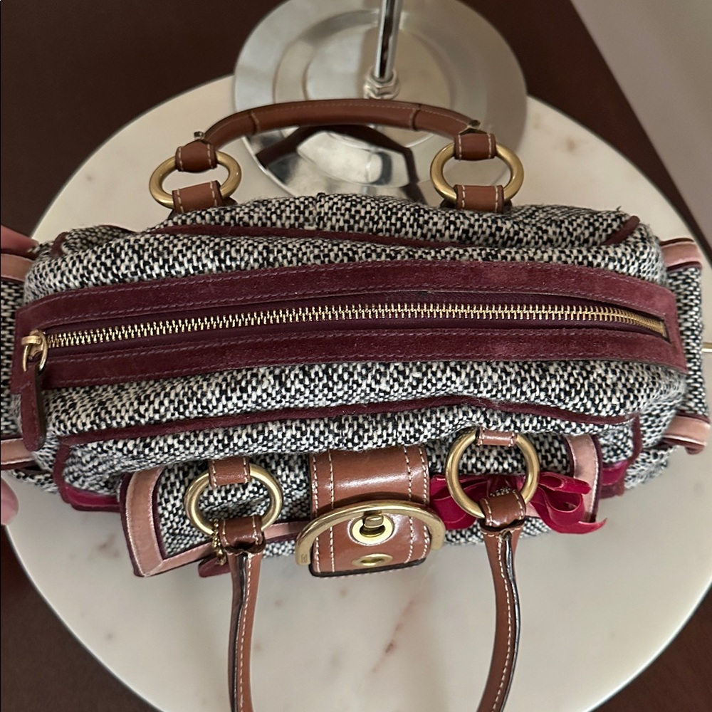 Coach Limited Edition Vintage Soho Tweed satchel and wristlet - Picture 6 of 17